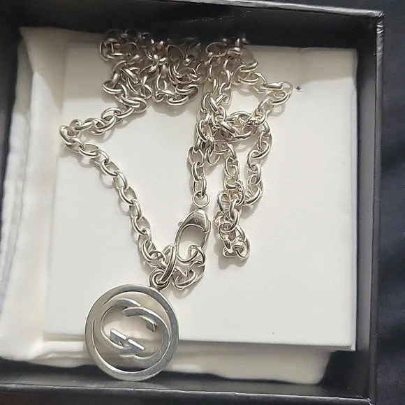 GUCCI GG ON CHAIN EUC